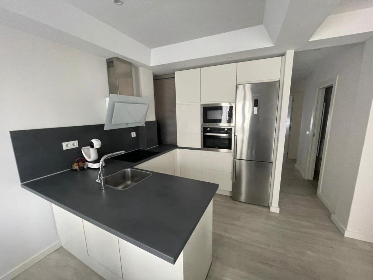 Nuevo! Piso En Pleno Centro Apartment Santander Luaran gambar