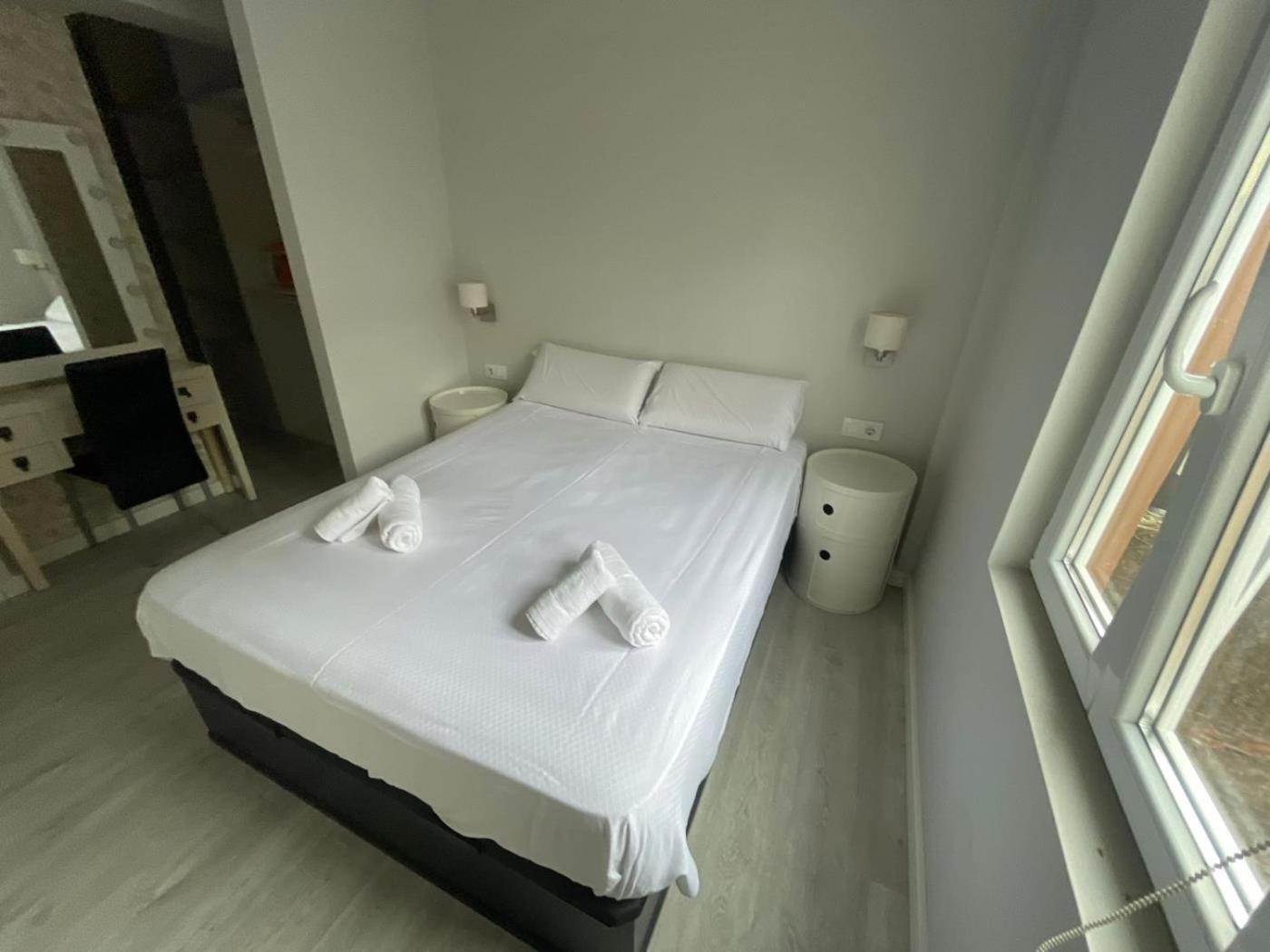 Nuevo! Piso En Pleno Centro Apartment Santander Luaran gambar