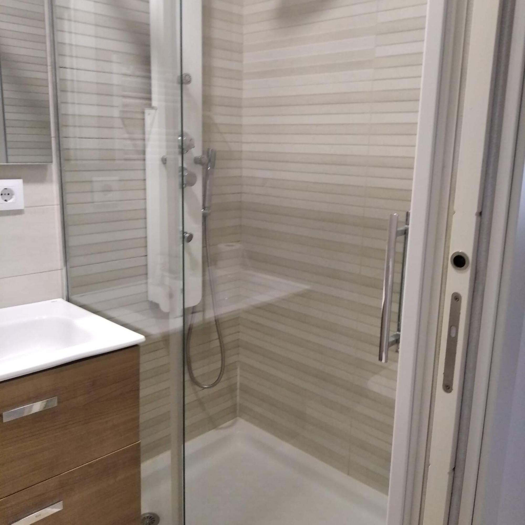 Nuevo! Piso En Pleno Centro Apartment Santander Luaran gambar